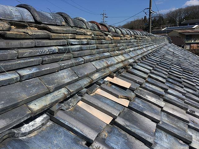 瓦屋根の雨漏りを応急処置したところ